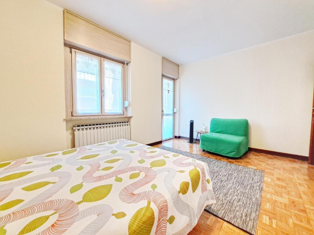 Casa Alpina - Appartamento Aosta Habitación foto